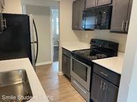 $1,850 / Month Room For Rent: 106 S Gregory Street - Smile Student Living | I...