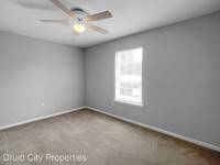 $800 / Month Home For Rent: 2515 Veterans Memorial Parkway Unit 114 - Druid...