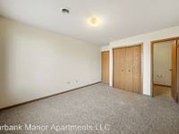 $1,350 / Month Apartment For Rent: 53 Sawgrass Drive - Burbank Manor Apartments | ...