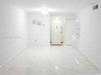 $2,200 / Month Apartment For Rent: Beds 2 Bath 2 Sq_ft 695- South Florida Invesmen...