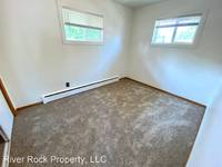 $750 / Month Apartment For Rent: 2710 9th St N Apt 2 - River Rock Property, LLC ...