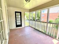 $1,575 / Month Apartment For Rent: 7615 N Jefferson Place Cir 57D - Jefferson Plac...