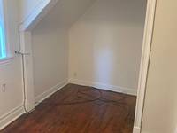 $900 / Month Apartment For Rent