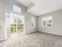 $1,699 / Month Apartment For Rent: 137 Powell Crossing Blvd Ste E E-137 - The Resi...