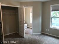 $1,250 / Month Apartment For Rent: 1560 East Knollwood Circle - D - Byers & Ha...