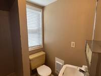 $2,000 / Month Apartment For Rent: 2456 NW Vaughn Street #3 - Portland Homes &...