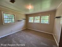 $750 / Month Home For Rent: 331 3rd Street - River Region Rentals | ID: 114...