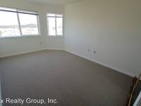 $3,500 / Month Apartment For Rent: 1520 Noriega St - Apt D - Lux Realty Group, Inc...