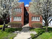 $1,200 / Month Apartment For Rent: 5750 E Washington St 202 - MiddleTown Property ...