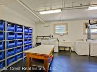 $1,595 / Month Apartment For Rent: 1052 E Thomas St #26 - Pacific Crest Real Estat...