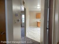 $900 / Month Apartment For Rent: 811 W Thirty-First St - Apt 2 - Apartment For L...