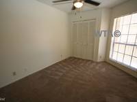 $1,000 / Month Apartment For Rent