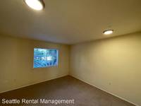 $2,850 / Month Home For Rent: 25235 SE Klahanie Blvd, Unit J102 - Seattle Ren...