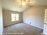 $1,750 / Month Home For Rent: 5233 Eagle Trace - Block & Associates Realt...