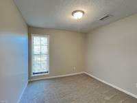 $1,295 / Month Home For Rent: Beds 3 Bath 2 Sq_ft 1000- Mynd Property Managem...