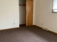 $650 / Month Apartment For Rent: 2501 19th St. - Land Quest Realty, LLC | ID: 81...