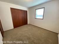 $595 / Month Apartment For Rent: 1842 14th St S - Apt 7 - River Rock Property, L...