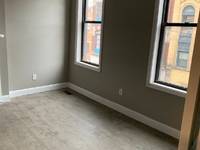 $2,100 / Month Apartment For Rent: 1118 E Carson St - 2nd And 3rd Floors - DNCGA L...