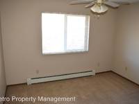 $795 / Month Apartment For Rent: 5250 Dakota Dr - Unit 3 - Metro Property Manage...