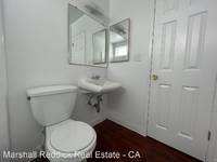 $1,645 / Month Apartment For Rent: 3961 S Moore Street Unit 5 - Marshall Reddick R...