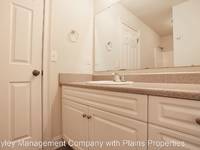 $1,600 / Month Apartment For Rent: Eagles Landing - Hayley Management Company With...