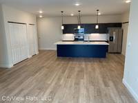 $1,390 / Month Apartment For Rent: 333 N.1st Ave. West, - 1118 - CityView Flats, L...