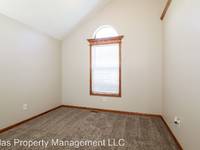 $2,225 / Month Home For Rent: 910 S Westover Rd - Atlas Property Management L...