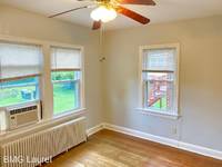$1,750 / Month Apartment For Rent: 811 Houston Ave - Unit 1 - [HOLD FUNDS - 9.1.22...