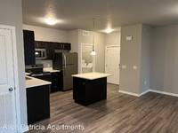 $1,370 / Month Apartment For Rent: 720 NE Alice's Rd - 720 #12 - Alice Patricia Ap...