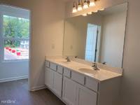 $2,100 / Month Townhouse For Rent: Beds 3 Bath 2.5 Sq_ft 2028- Www.turbotenant.com...