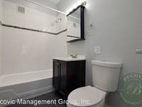 $1,775 / Month Apartment For Rent: 3635 W Dickens Ave #3A - Becovic Management Gro...