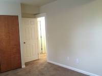 $925 / Month Apartment For Rent: 1200 So 6th St - Apt # 6 - Sharon Landrum Realt...