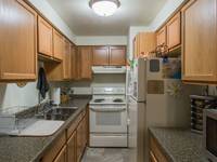 $945 / Month Apartment For Rent: 1168 Roland Lane, Apt 5 - Diamond Property Mana...