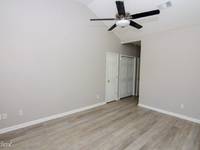 $1,800 / Month Townhouse For Rent