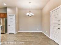 $1,750 / Month Apartment For Rent: 206 Oakcrest - Unit A - Signature Real Estate |...