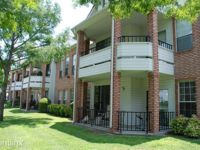 $1,700 / Month Townhouse For Rent: 3 Bedroom Private Garage Available - Metro Real...