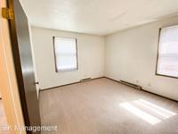 $899 / Month Apartment For Rent: 215 1/2 Sheetz - Apt 2 - BK Management | ID: 77...