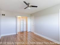 $1,775 / Month Apartment For Rent: 1005 Des Plaines Ave - Grand Park Apartments | ...