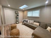 $2,945 / Month Home For Rent: 5446 SW Coronado Street - Rent Portland Homes P...