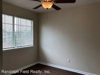 $1,200 / Month Home For Rent: 7543 WINDSOR OAKS - Randolph Field Realty, Inc....