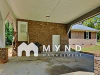 $1,850 / Month Home For Rent: Beds 3 Bath 2 Sq_ft 1415- Mynd Property Managem...