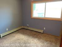 $1,500 / Month Home For Rent: 1603 East Bowen Avenue - Clooten Property Manag...