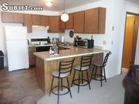 $1,400 / Month Apartment For Rent