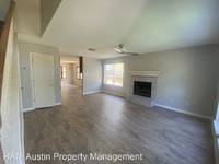 $2,495 / Month Home For Rent: 11915 Sky West Dr. - RAM Austin Property Manage...