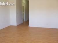 $825 / Month Apartment For Rent