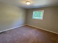 $895 / Month Apartment For Rent: 632 Mulberry Street - Home Real Estate Company,...