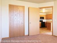 $975 / Month Apartment For Rent: 1310 34th Ave SE -#303 - Crossings At The Bluff...