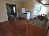 $1,150 / Month Apartment For Rent: Unit DownStairs - TurboTenant | ID: 11481635