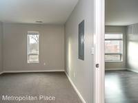 $915 / Month Apartment For Rent: 5319 N 30th Street - 412 - 30 Metropolitan Plac...