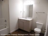 $1,700 / Month Apartment For Rent: 600 Skagit Highlands Parkway - Unit 105 - Winde...